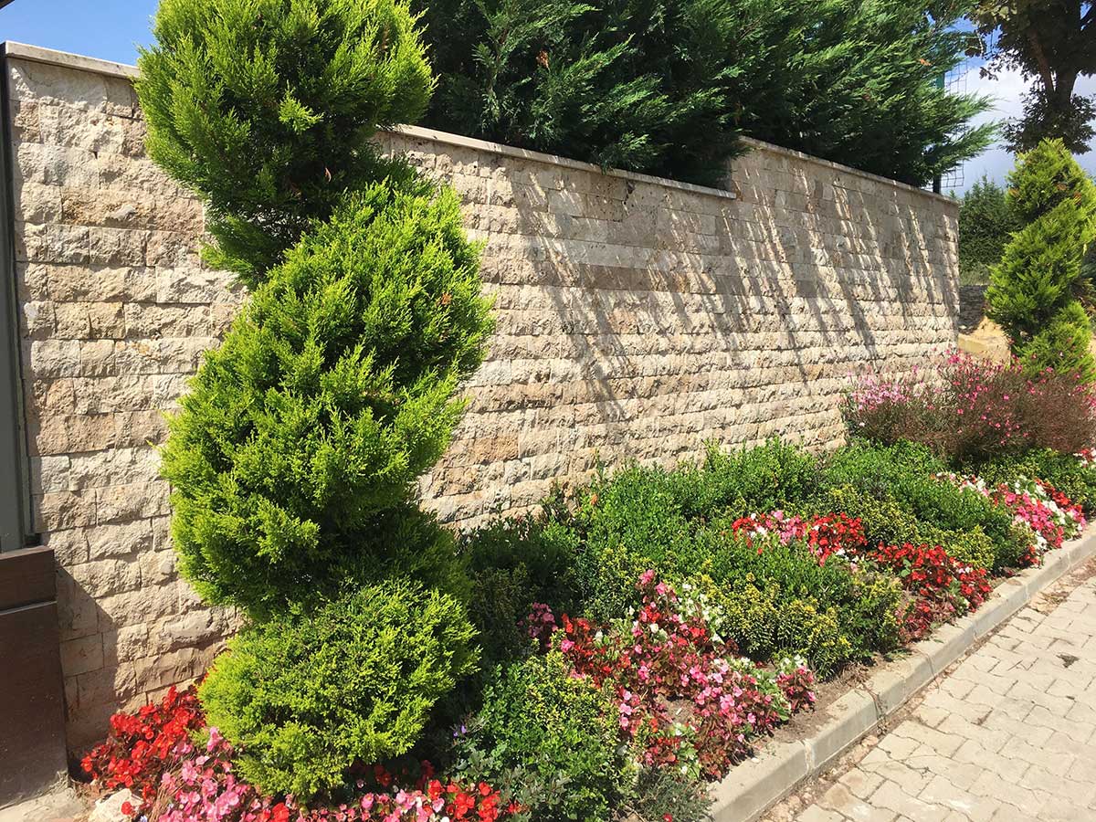 Rustik patlatma taş duvar kaplama örneği